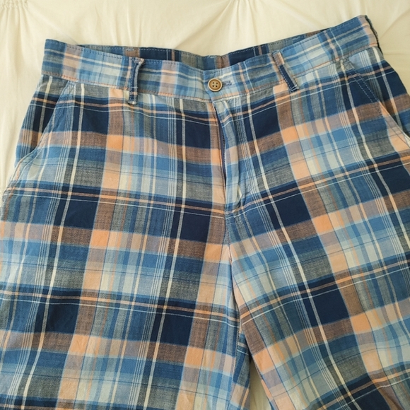 IZOD blue & orange plaid golf shorts. Size 32 - Picture 3 of 12